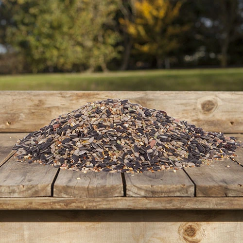 DeLuxe 14 Ingredient Wild Bird Food 6 DeLuxe 14 Ingredient Wild Bird Food - Image 4